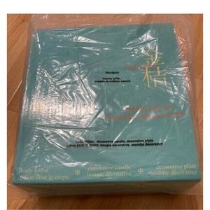 Avon Wellness Mandarin Boxed Gift Set Lotion Candl